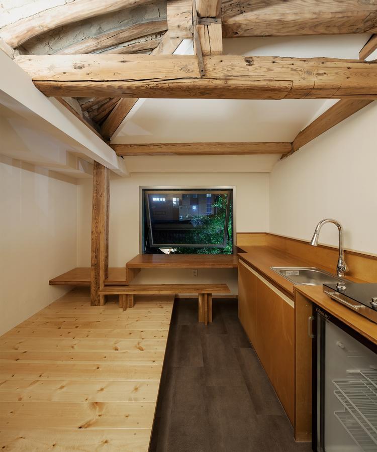Side Hanok Hotel